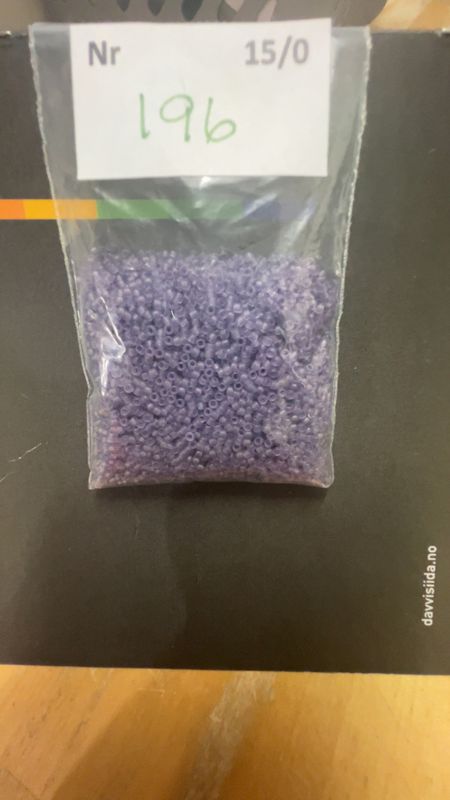 Mini 196 Matt plommelilla